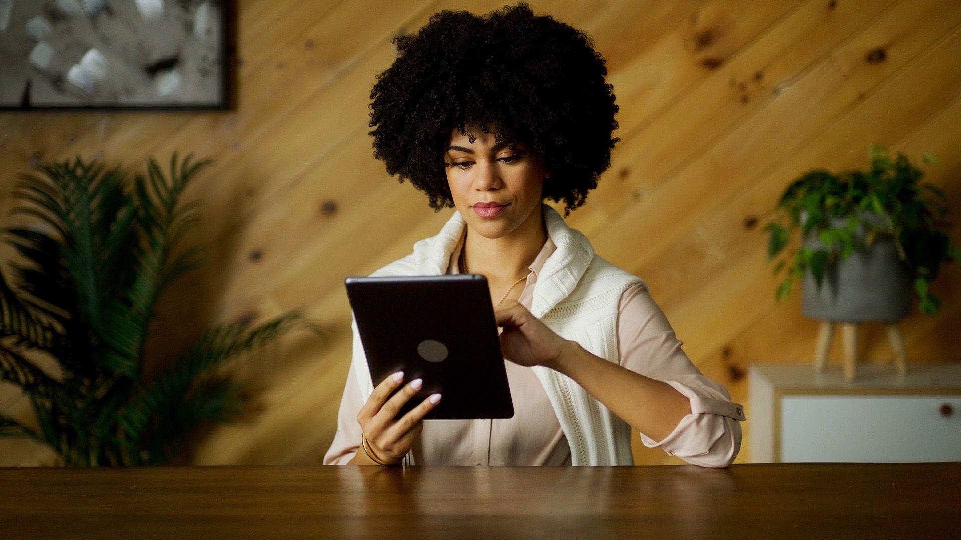 Lexus MONOGRAM Sales